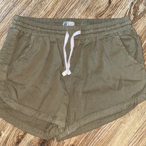 army green billabong shorts